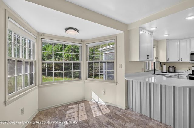1682 Woodside Drive, East Lansing, MI 48823