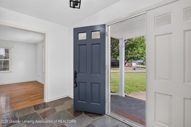 1682 Woodside Drive, East Lansing, MI 48823