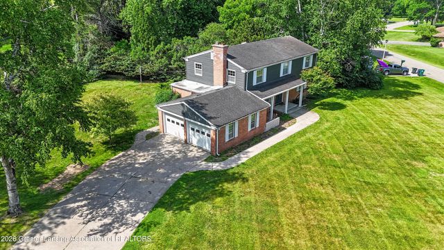 1682 Woodside Drive, East Lansing, MI 48823