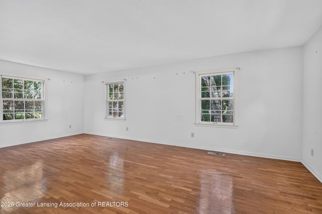 1682 Woodside Drive, East Lansing, MI 48823