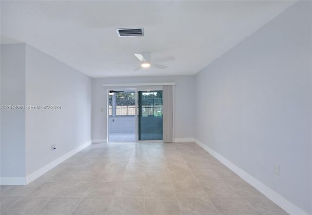 8571 NW 27th Pl, Sunrise, FL 33322