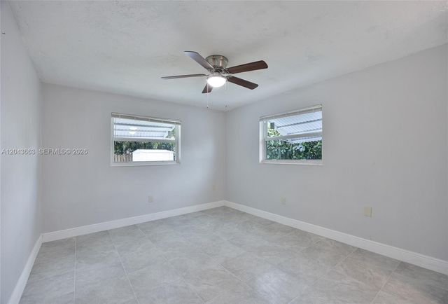 8571 NW 27th Pl, Sunrise, FL 33322