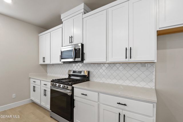 7465 BIG MOUNTAIN Court, El Paso, TX 79911