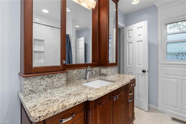 3448 Green Pine LN, Virginia Beach, VA 23452