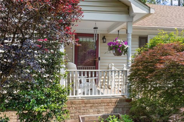 3448 Green Pine LN, Virginia Beach, VA 23452