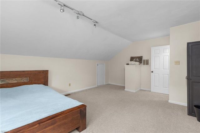 3448 Green Pine LN, Virginia Beach, VA 23452