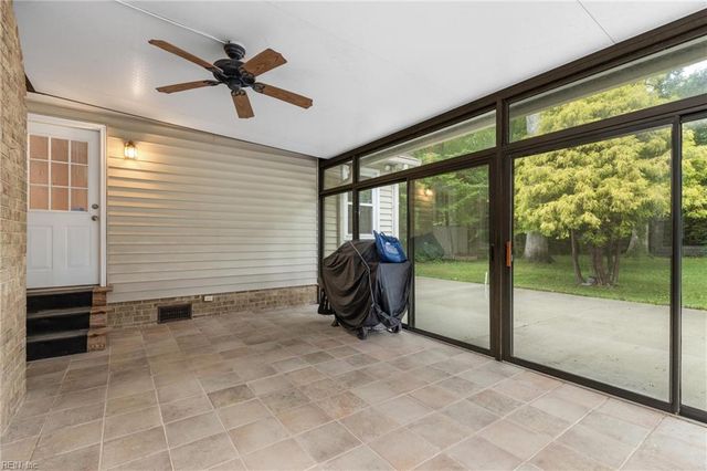 3448 Green Pine LN, Virginia Beach, VA 23452