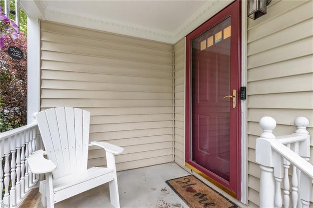3448 Green Pine LN, Virginia Beach, VA 23452