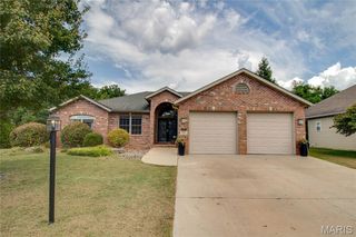 1502 Autumn Street, Godfrey, IL 62035