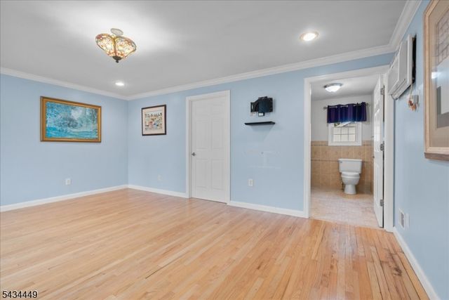 76 Werner Ave, North Haledon Boro, NJ 07508