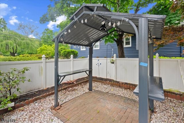 76 Werner Ave, North Haledon Boro, NJ 07508