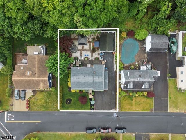 76 Werner Ave, North Haledon Boro, NJ 07508