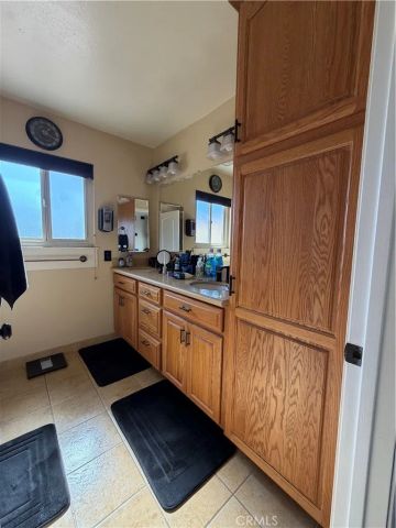 1517 De Anza Street, Barstow, CA 92311