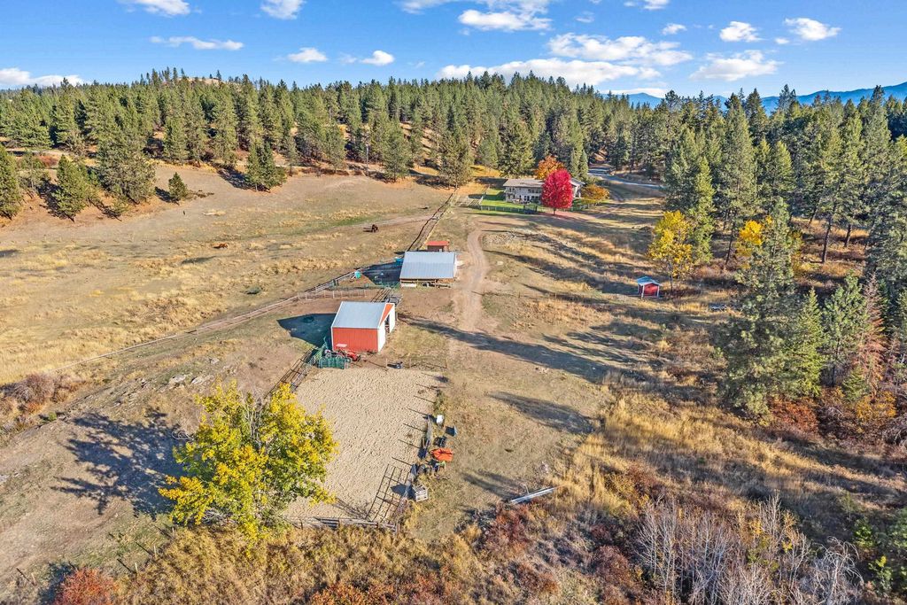 487 A Hotchkiss Rd, Colville, WA 99114 photo 3