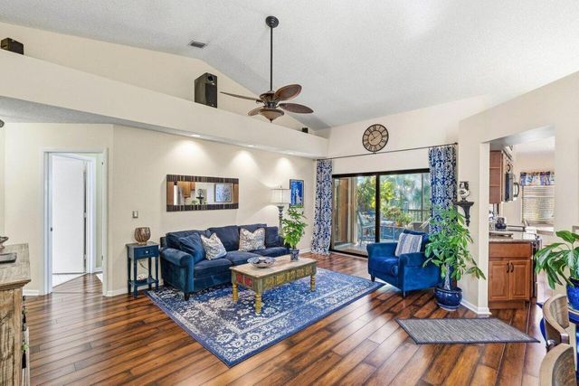 2202 Aspen Way 2202, Boynton Beach, FL 33436