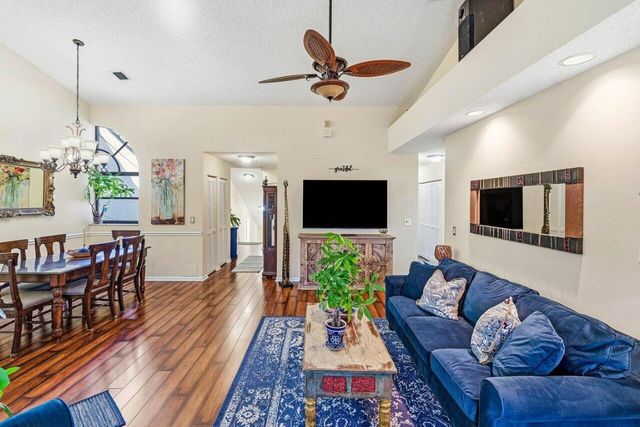 2202 Aspen Way 2202, Boynton Beach, FL 33436