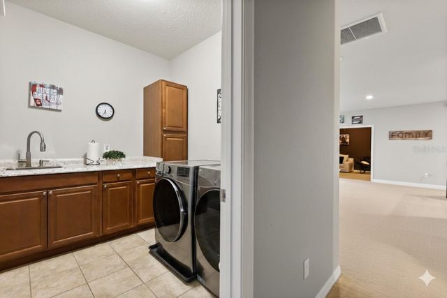 19385 PUMMELO DRIVE, Orlando, FL 32827