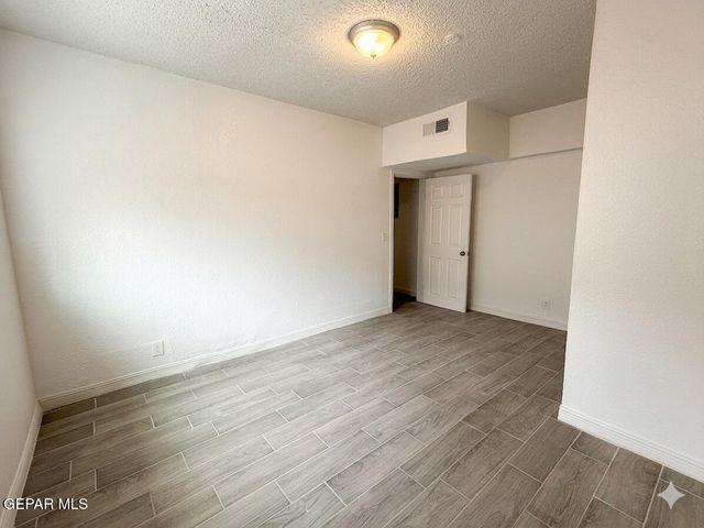 2807 Grant Avenue A, El Paso, TX 79930