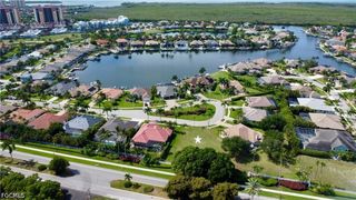 1907 Lagoon LN, Cape Coral, FL 33914