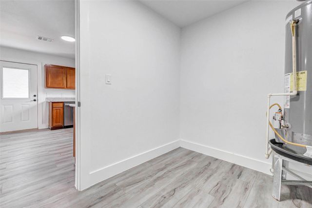 8505 Denby Street, Houston, TX 77012