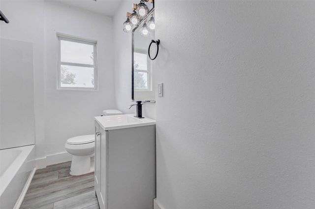 8505 Denby Street, Houston, TX 77012