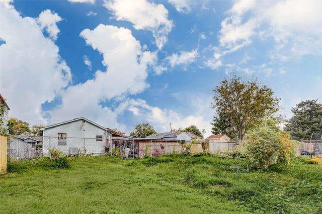 8505 Denby Street, Houston, TX 77012