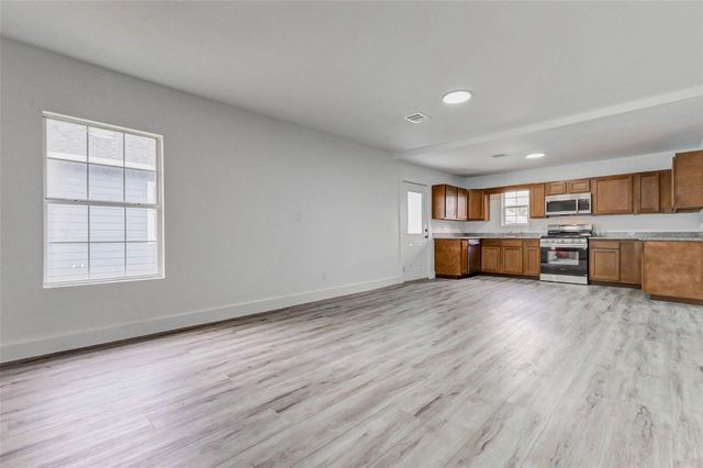 8505 Denby Street, Houston, TX 77012