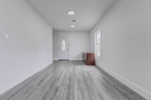 8505 Denby Street, Houston, TX 77012