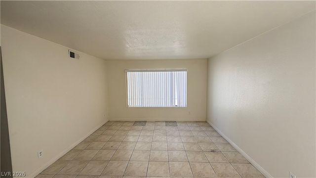 5522 WHITE CAP Street, Las Vegas, NV 89110