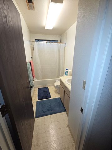635 North Street, Corning, CA 96021