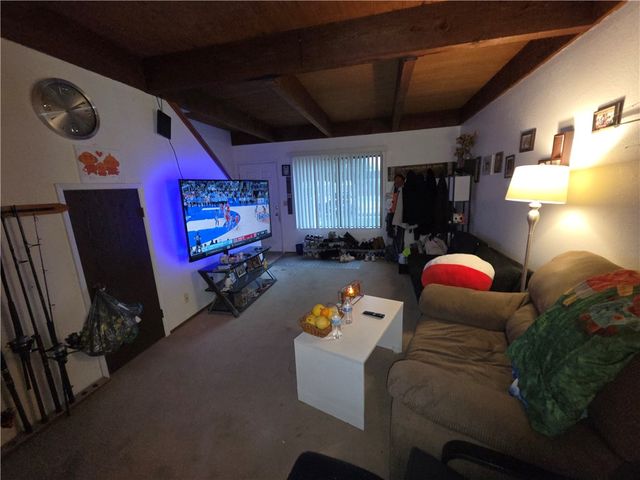635 North Street, Corning, CA 96021