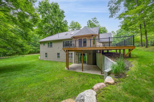 10372 Mountain View Trail, Austin Twp, MI 49346