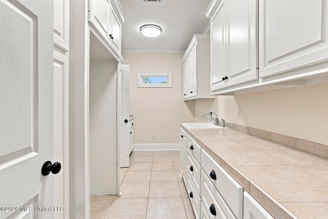 213 Breezy Hill Drive, Madison, MS 39110