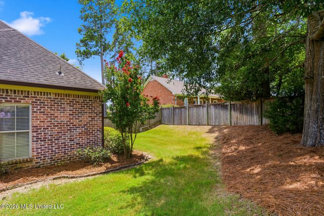 213 Breezy Hill Drive, Madison, MS 39110