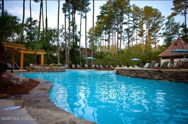213 Breezy Hill Drive, Madison, MS 39110