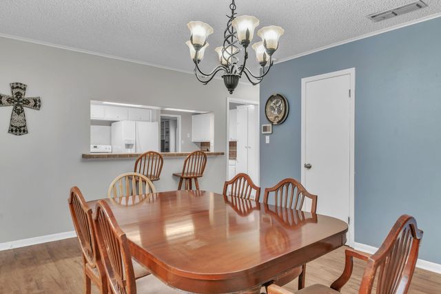 1915 Page One Rd, Longview, TX 75605