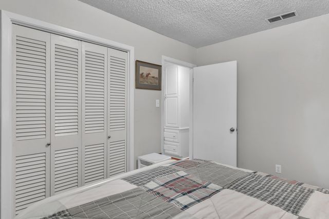 1915 Page One Rd, Longview, TX 75605