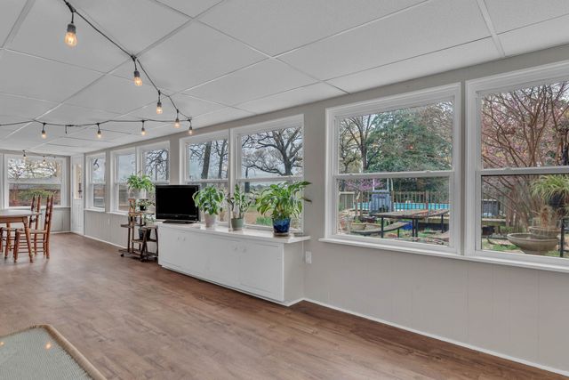 1915 Page One Rd, Longview, TX 75605