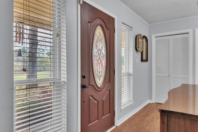 1915 Page One Rd, Longview, TX 75605