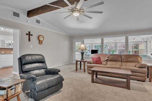 1915 Page One Rd, Longview, TX 75605