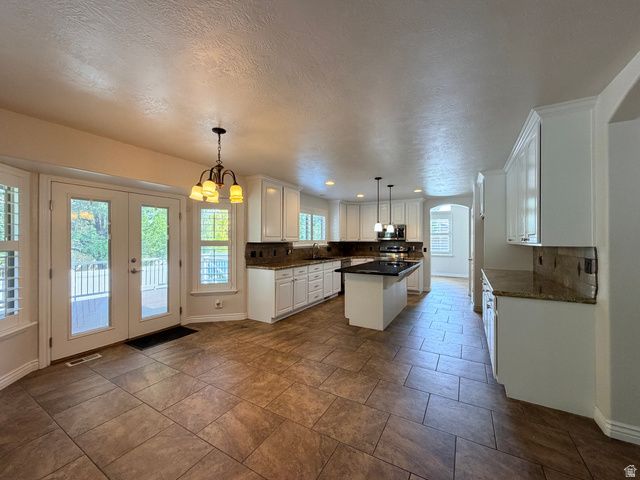 3288 W EPHRAIM CIR, South Jordan, UT 84095