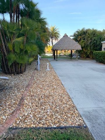 5217 Cypress Trail Resort CIR, Fort Myers, FL 33905