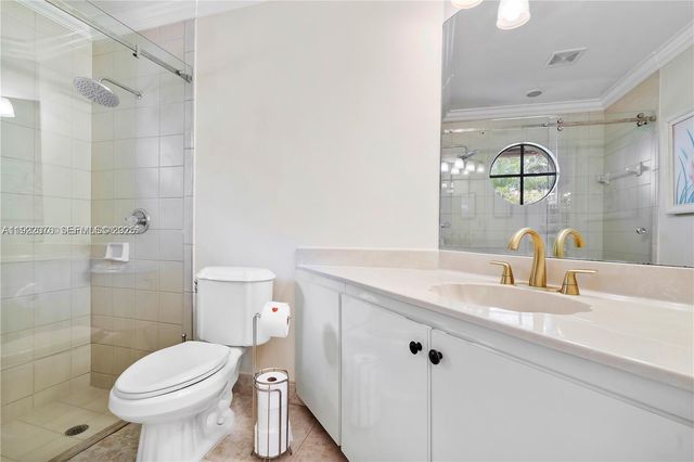 2900 NW 25th Way, Boca Raton, FL 33434