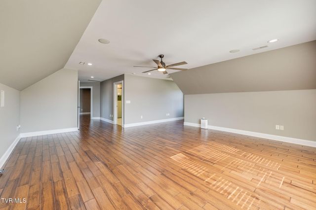 2338 Edinburgh Channel Road, Kingsport, TN 37664