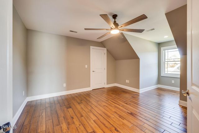 2338 Edinburgh Channel Road, Kingsport, TN 37664