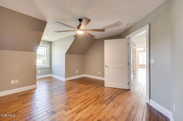 2338 Edinburgh Channel Road, Kingsport, TN 37664