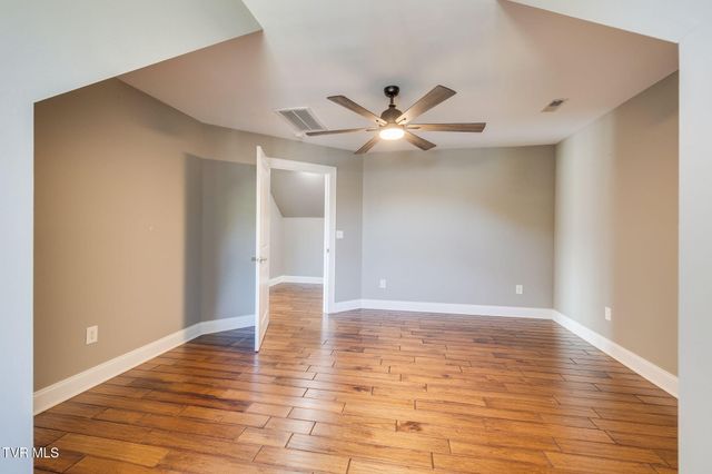 2338 Edinburgh Channel Road, Kingsport, TN 37664