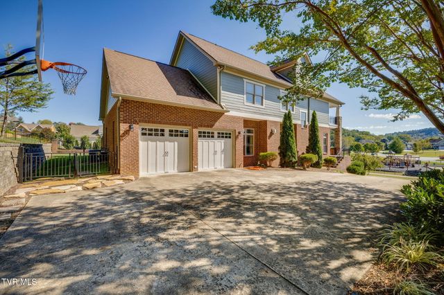 2338 Edinburgh Channel Road, Kingsport, TN 37664