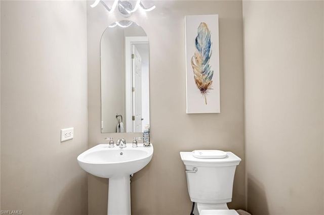 13034 Pennington PL # 201, Fort Myers, FL 33913