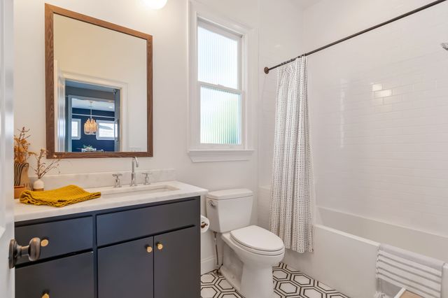 908 Boscobel St, Nashville, TN 37206